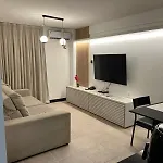 Apartamento Mobiliado Fortaleza - Uma Quadra Da Beira Mar