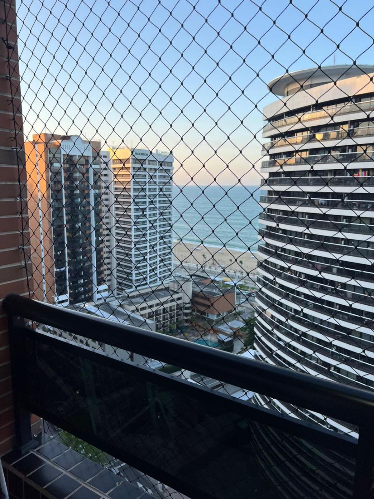 Mobiliado - Uma Quadra Da Beira Mar *