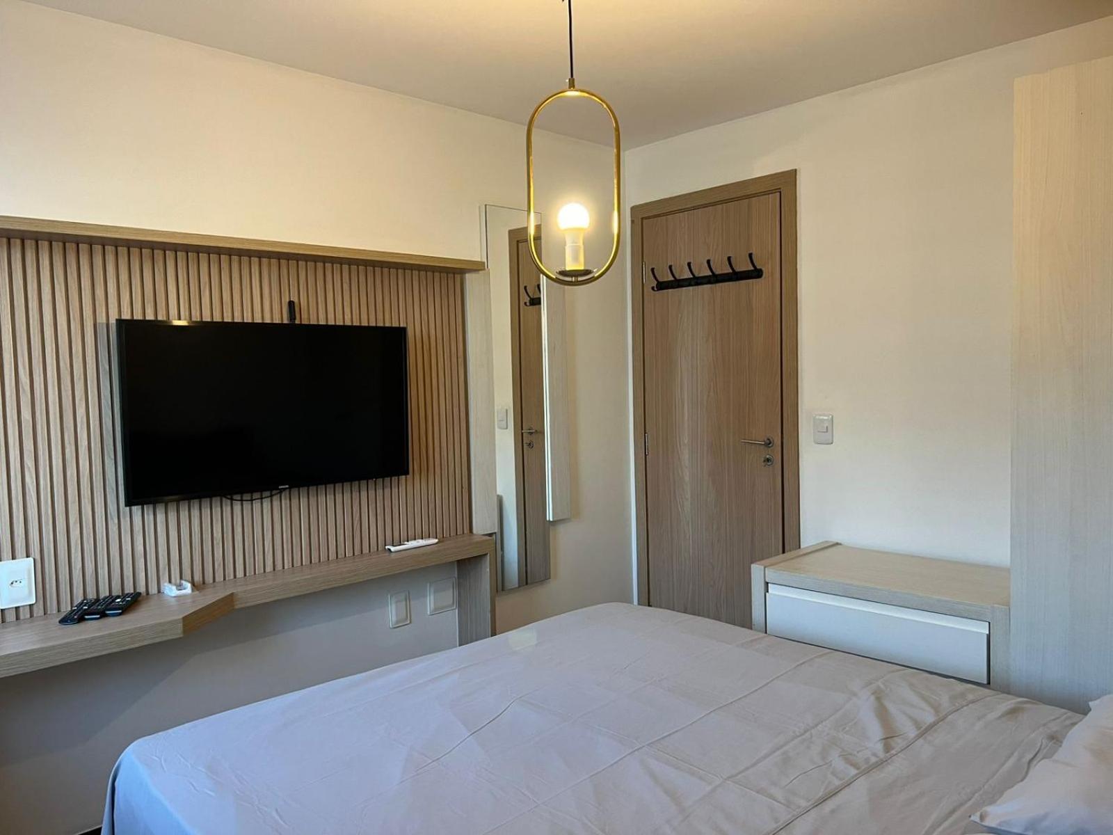 Mobiliado - Uma Quadra Da Beira Mar * Fortaleza (Ceara)