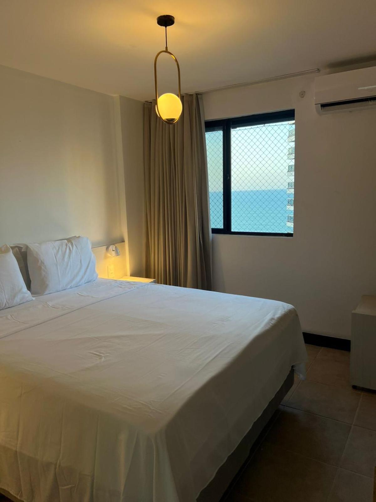 Mobiliado - Uma Quadra Da Beira Mar Apartamento