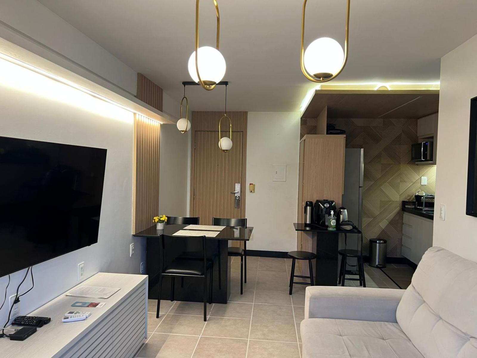 Apartamento Mobiliado - Uma Quadra Da Beira Mar Fortaleza (Ceara)